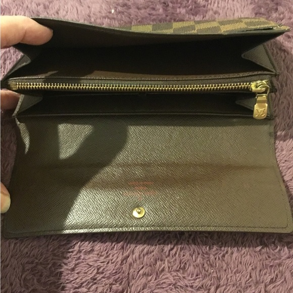 Authentic Louis Vuitton DAMIER large Wallet - Picture 14 of 16